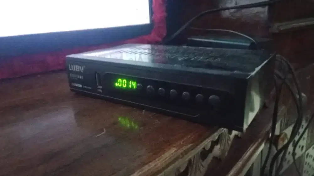 Set top box luby ga ada remot kondisi normal lokasi bintaro pndok aren