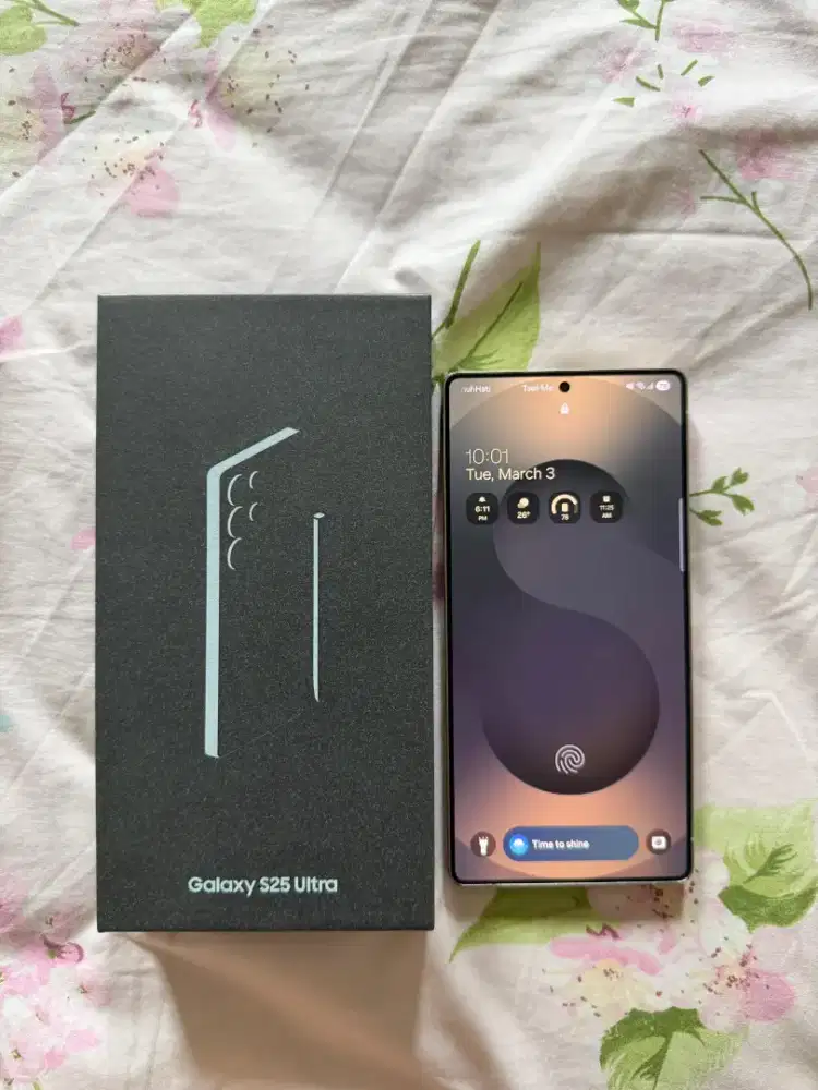 Samsung Galaxy S25 Ultra 256GB - Mulus Like New + Bonus Premium