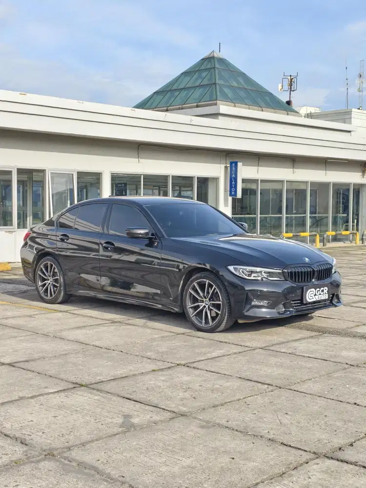 FULL SPECK KM 30RB !! BMW 320i SPORT 2.0 LASER LIGHT 2020 AT G20 2021