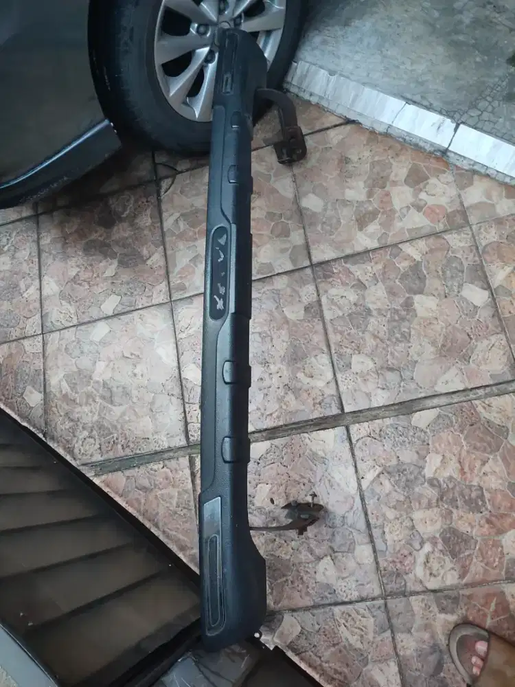 Tanduk belakang ertiga lama