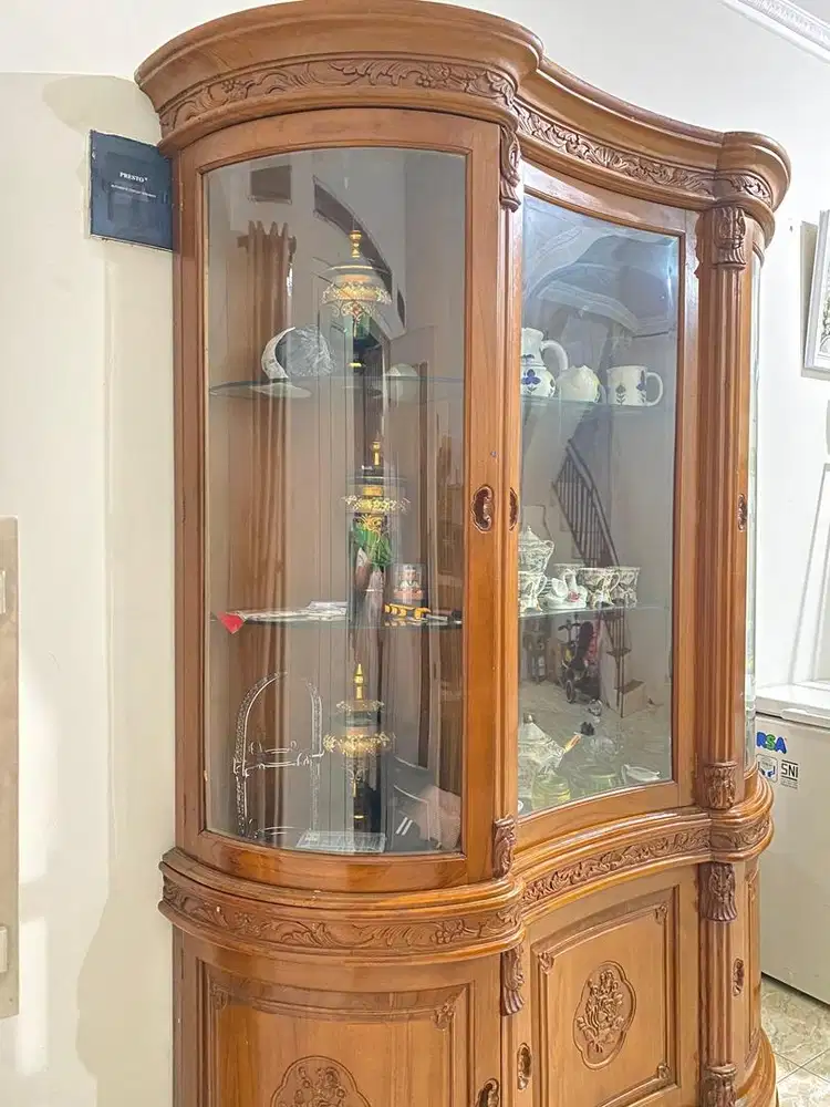 DI JUAL LEMARI HIAS JATI ASLI 100%