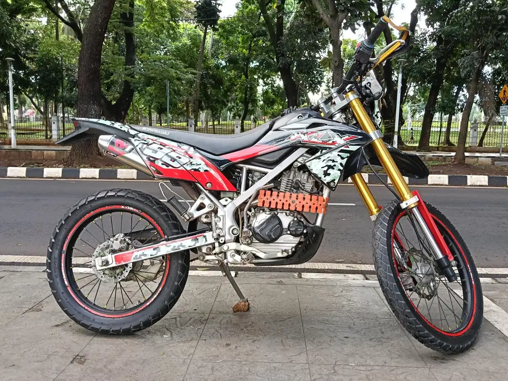 DP MINIM 1JTA CASH KREDIT KAWASAKI KLX 150 THN 2019 PJK IDUP