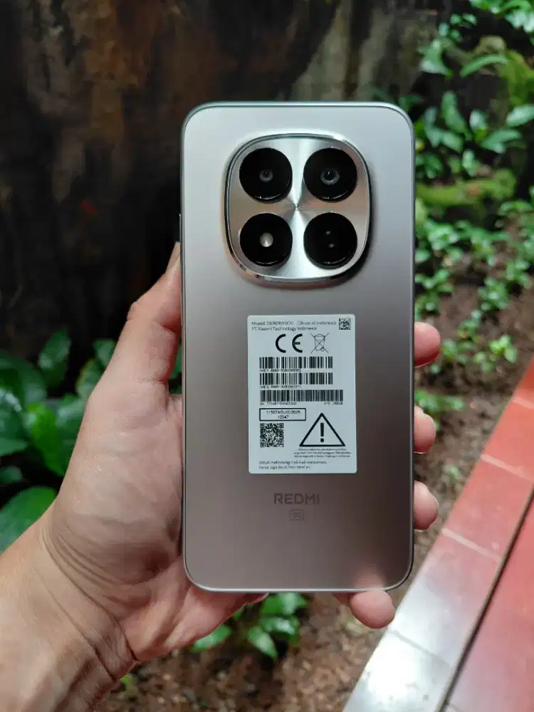 XIAOMI Redmi Note 15 Pro 5G 8/256 Titanium Mulus Mint Like New