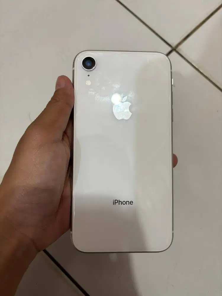 iPhone XR second
