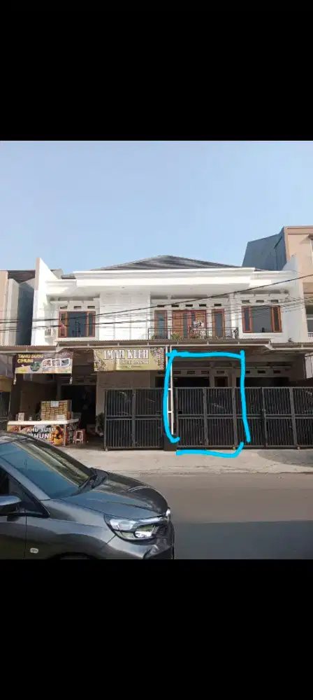 Disewakan lapak mainroad mekar wangi