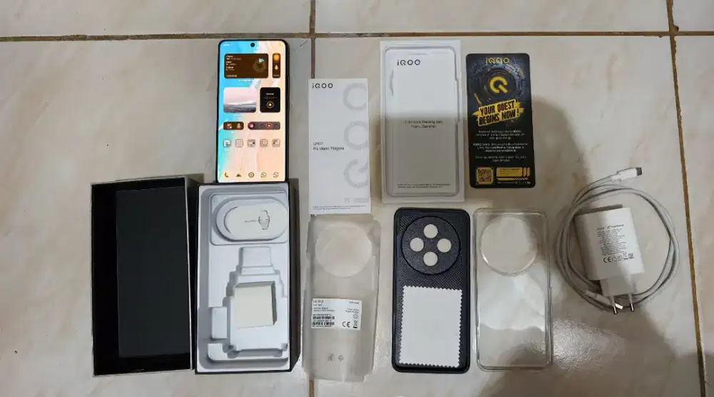 IQOO Z10 RAM 12 ROM 512 SECOND LIKE NEW 99% pemakaian baru 2 bulan