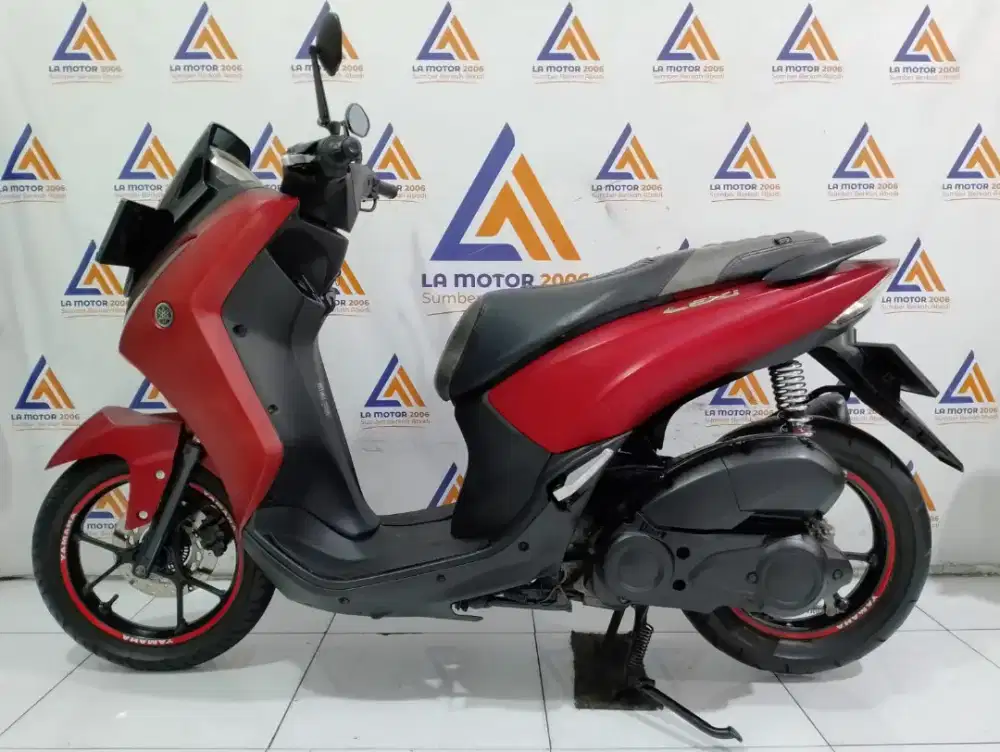 SIAP PAKAI YAMAHA LEXI 125 THN 2019 +TT/CASH/KREDIT)