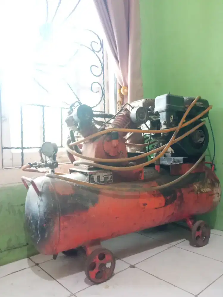 Kompressor / Mesin pompa angin