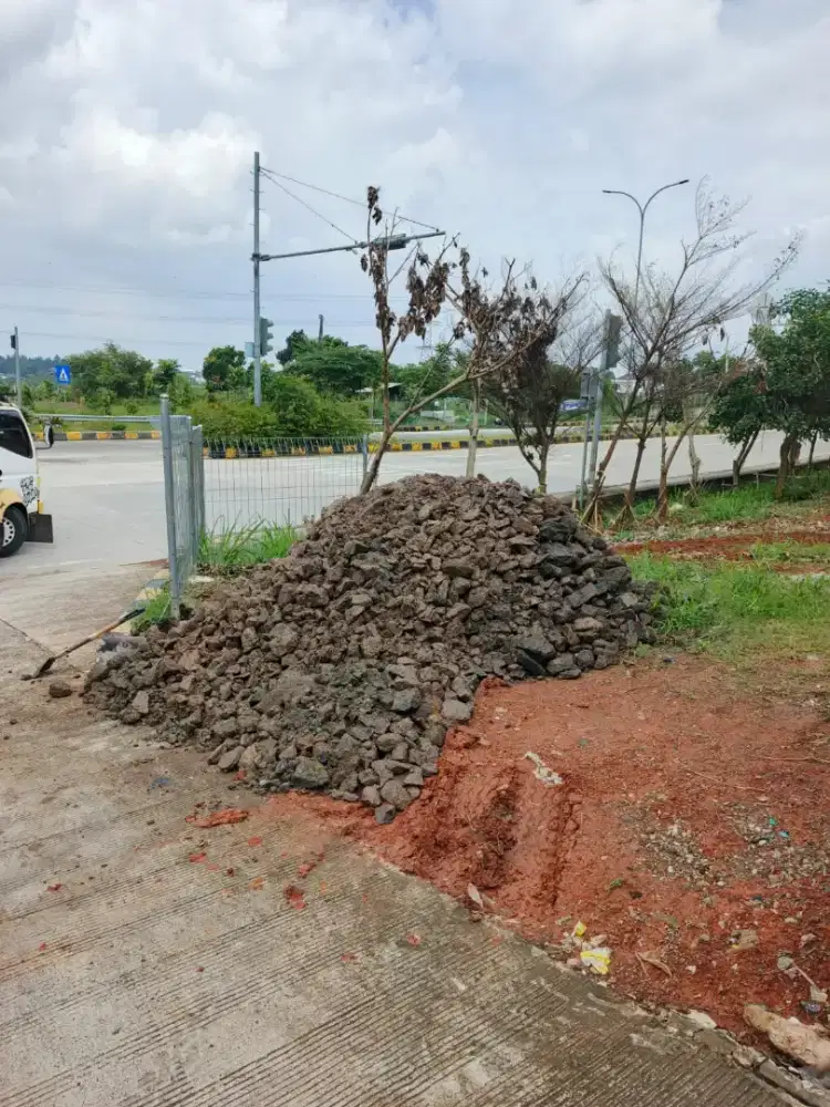 Batu belah sirdam limestone abu batu pasir cor Pasir urug