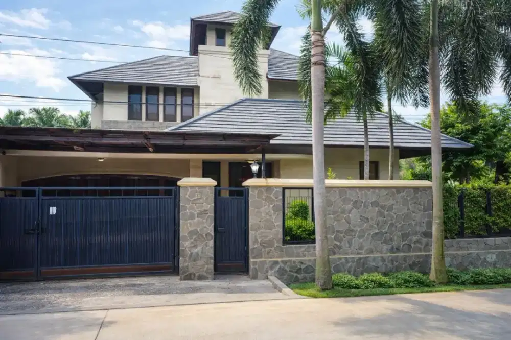 Dijual rumah mewah artistik galery style.Di komplek Pertamina cibubur