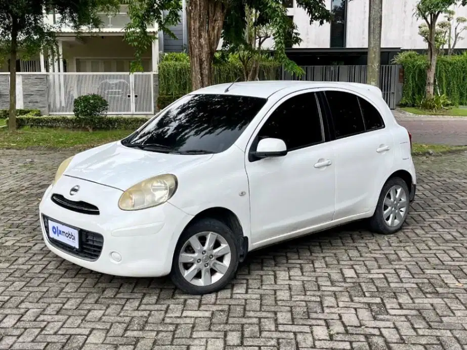 NISSAN MARCH 1.2 XS MATIC 2012