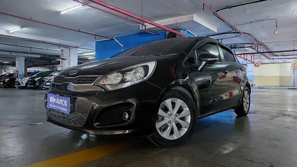 DP MURAH Kia Rio 1.4 SE Bensin-AT 2012 Hitam CSZMB