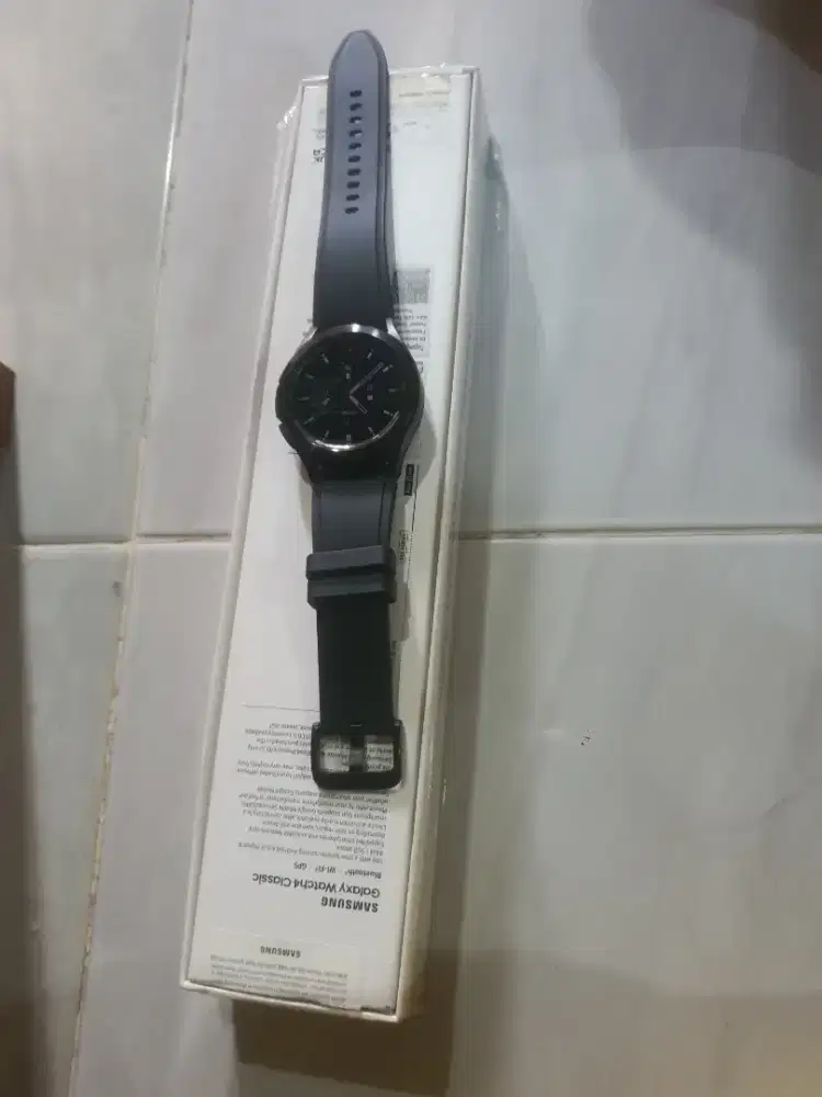 dijual Smartwatch Samsung 4 classic 42 MM