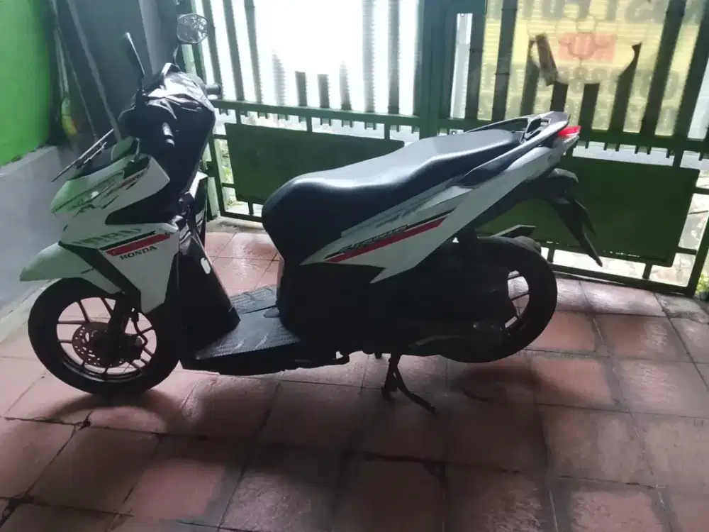 Jual cepat Vario 2018
