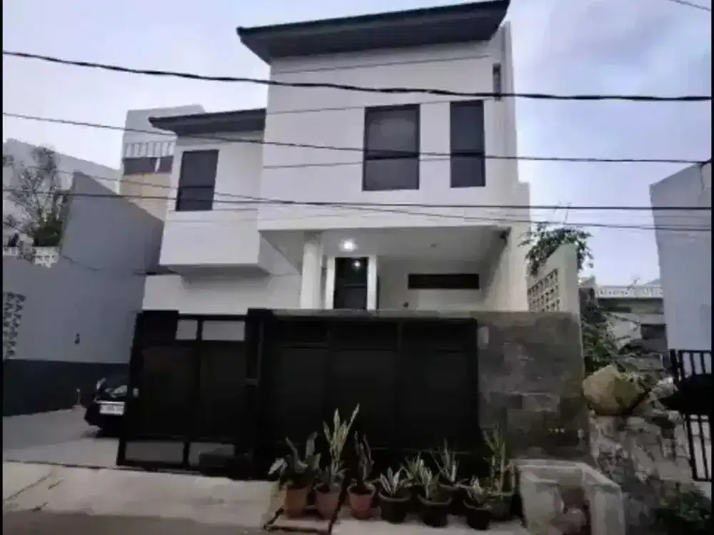 Rumah Modern Minimalis 2 Lantai di Kayu Mas – Pulo Gadung (Kayu Putih)