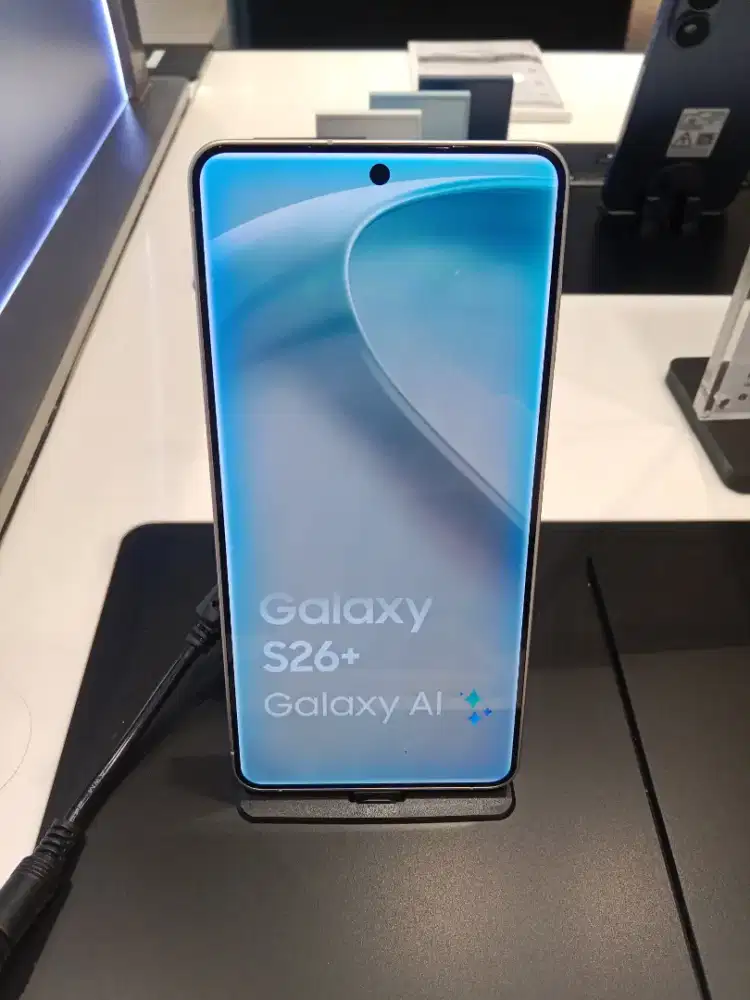 SAMSUNG GALAXY S26+