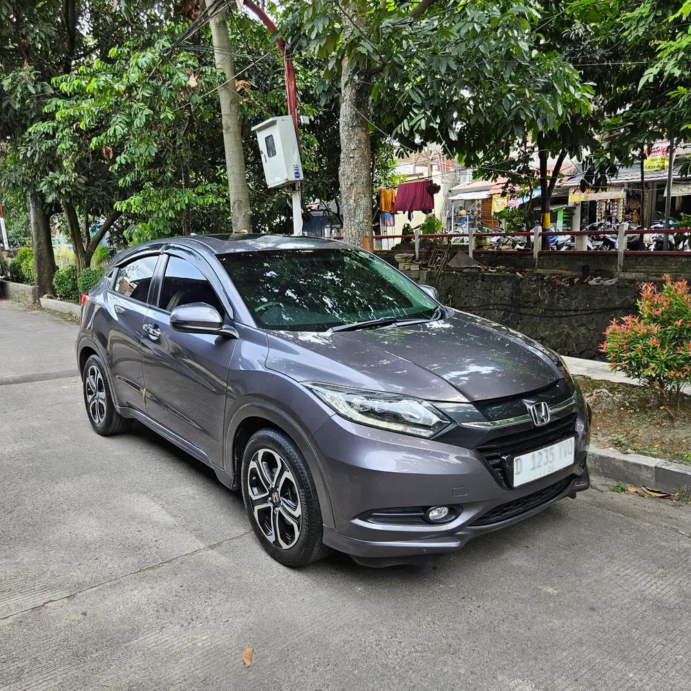 Km60rb honda hrv 1.8 prestige e cvt 2016 pemakaian 2017 atau 2018