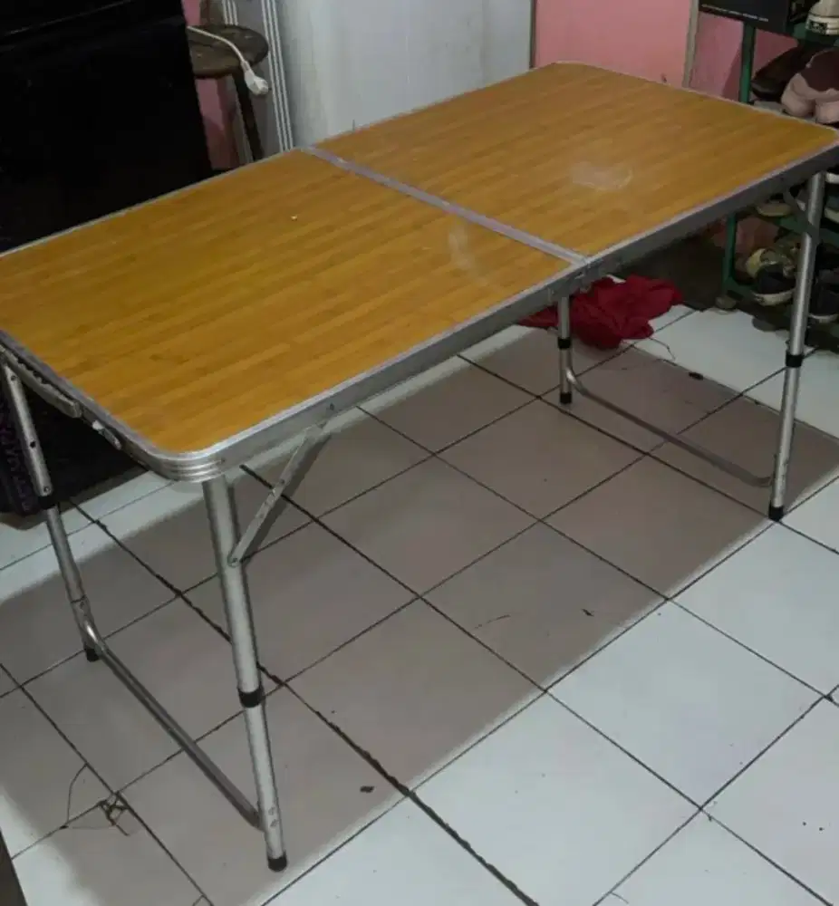 Meja Lipat portable