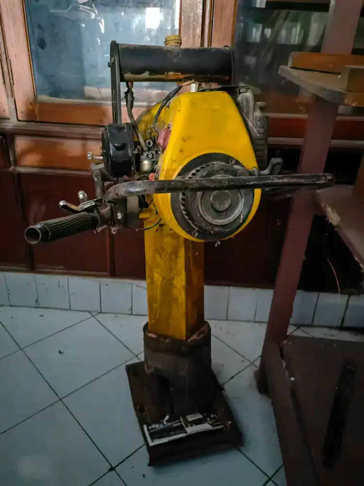 Stamper Kodok Mikasa MTR - 80 HR