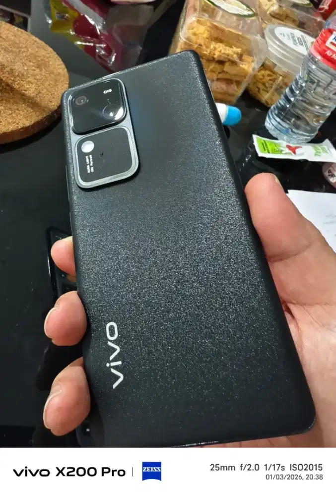 Vivo V30 Preloved