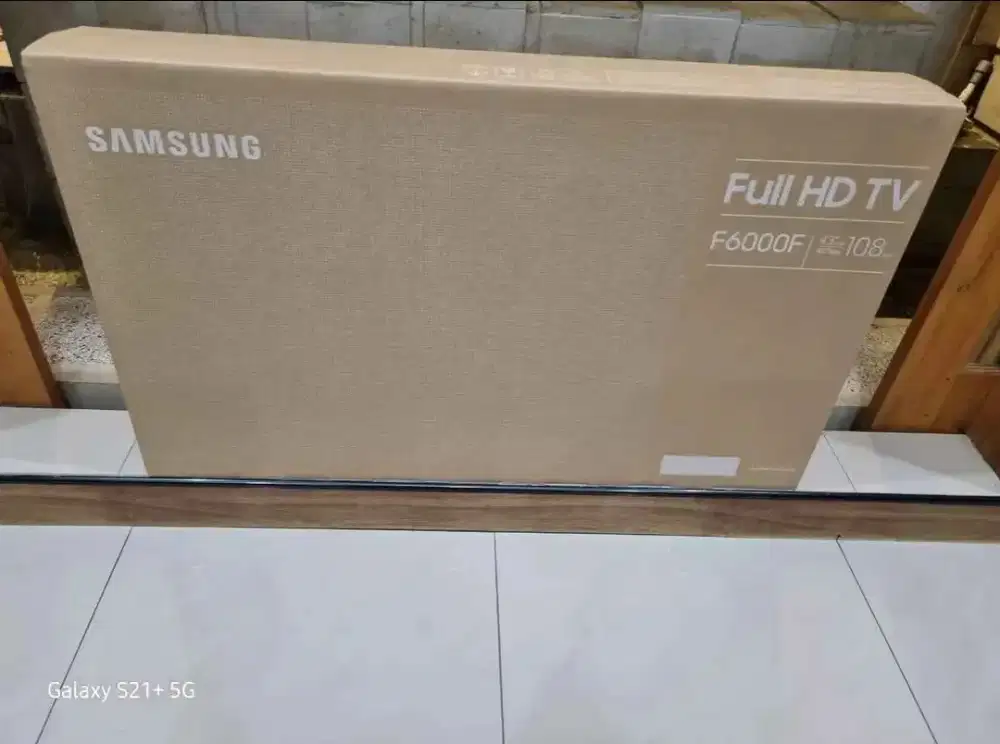Tv samsung 43 smart tv baru youtube netflix