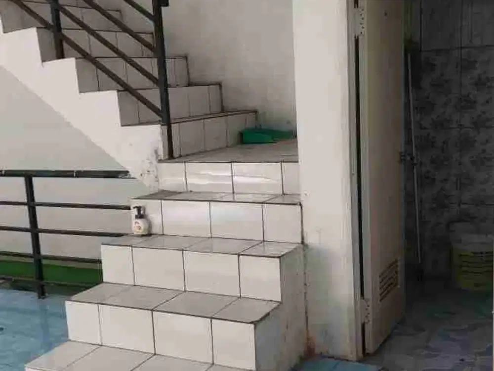 Dijual Ruko 4 lantai di pasar baru jakarta pusat.