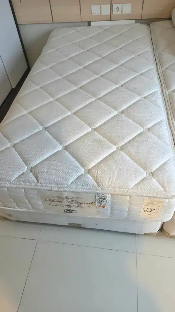 2 set Spring bed+divan kingkoil 100x200