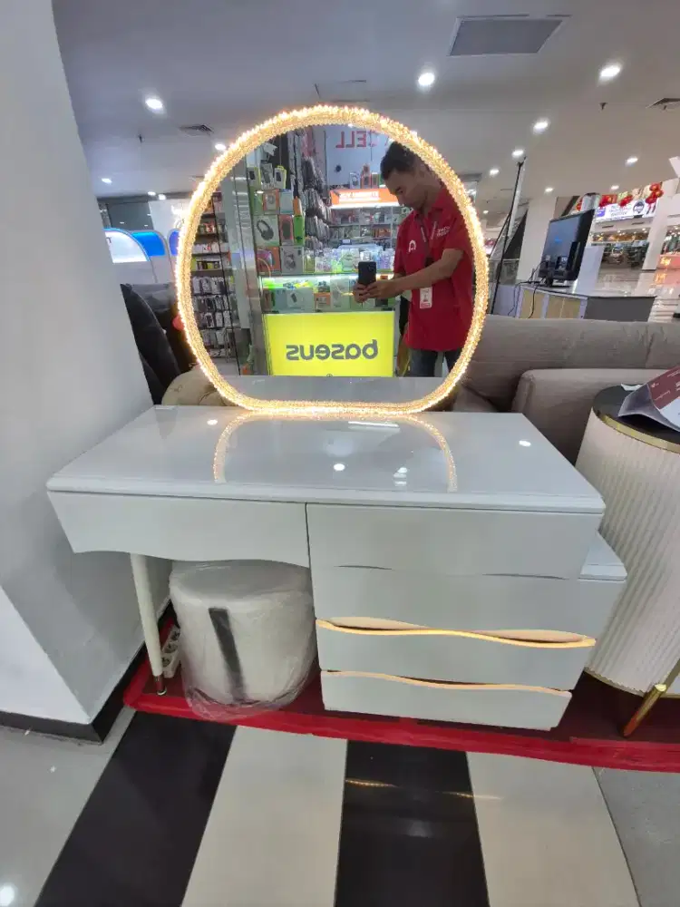 CREDIT MEJA RIAS PROMO BUNGA 0% FREE 1KALI CICILAN