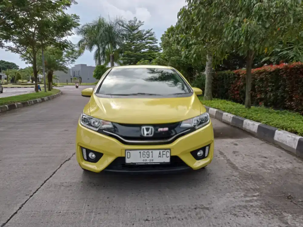 Dp 7 jt Honda Jazz RS Matic 2017