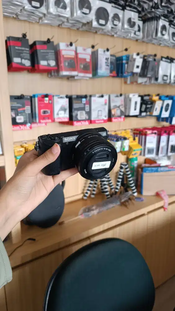 KAMERA SONY A5100 + KIT