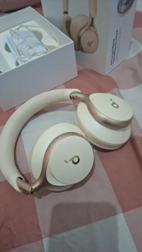 DIJUAL CEPAT, BISA NEGO Headphone Soundcore by Anker Space One