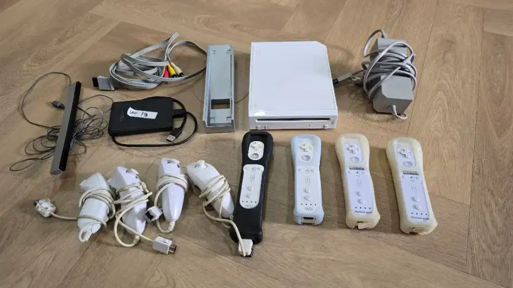 Nintendo wii, 4 wimote + HD 1TB