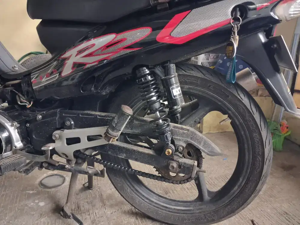 DI JUAL MOTOR YAMAHA FIZ R TAHUN 2001