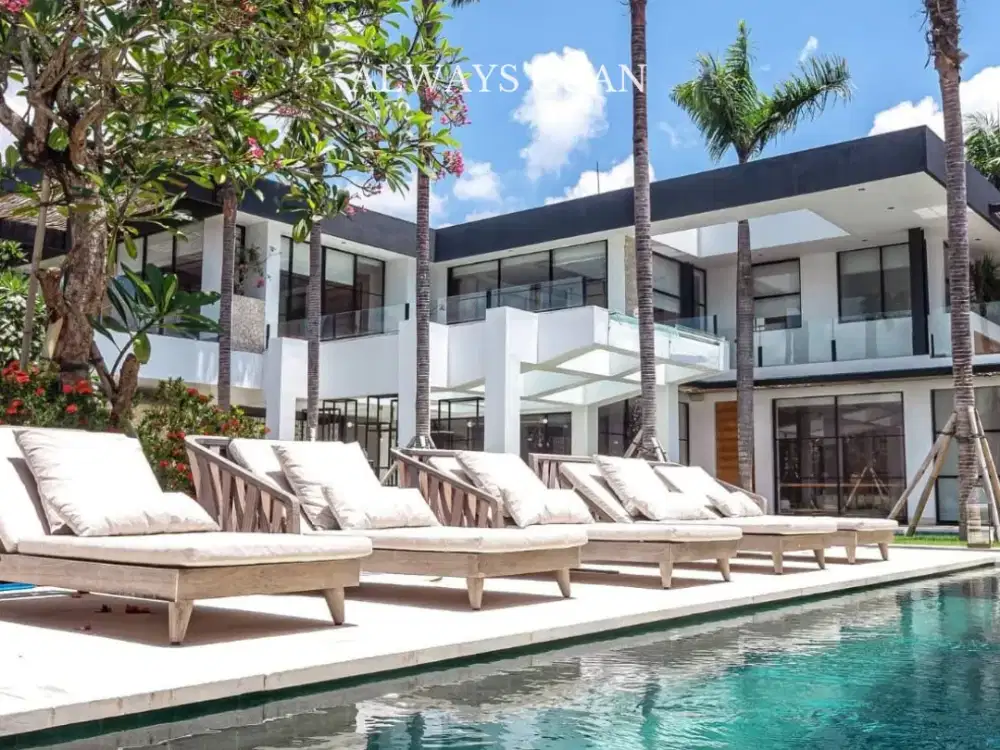 Villa dengan 5 Kamar Tidur Lokasi Tumbak Bayuh Dijual