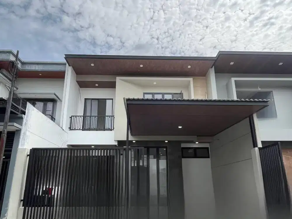 Rumah 2 Lantai Baru SHM di Pantai Mentari Siap Huni