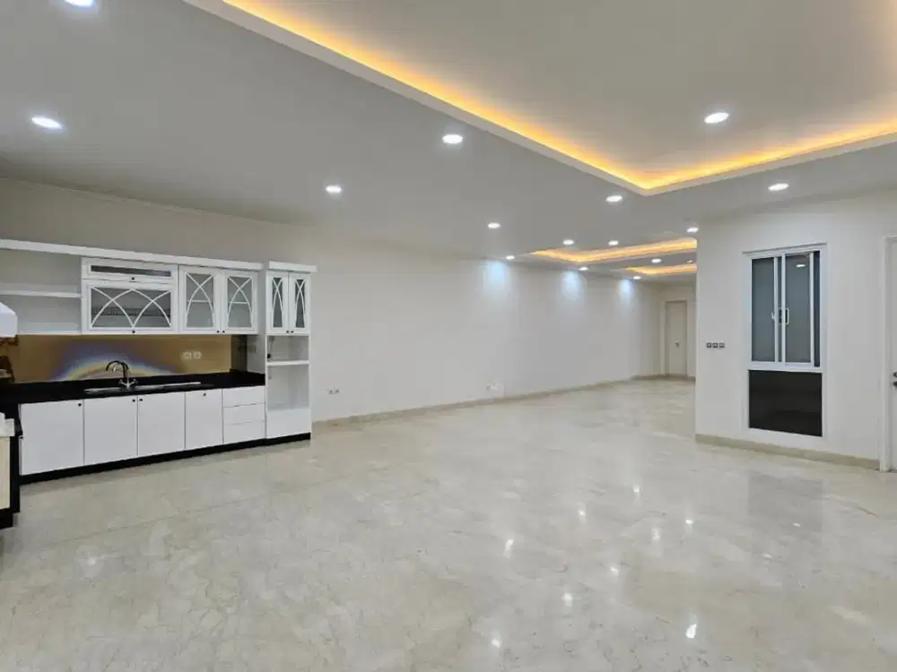 Jarang ada!! Disewakan rumah baru renov di cluster leora, alam sutera, Tangerang