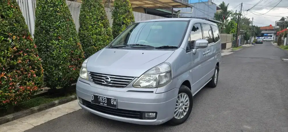 Nissan Serena HWS 2009 AT