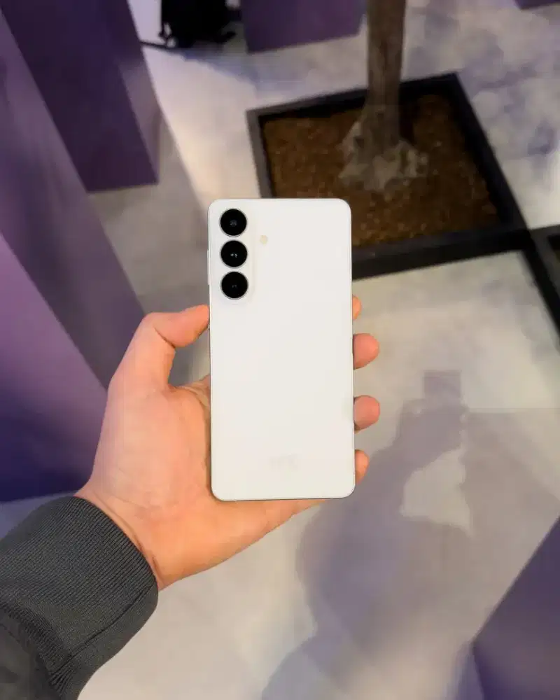 PRE ORDER SAMSUNG S26 BASIC 512GB CASHBACK TRADE IN PLUS 800RB