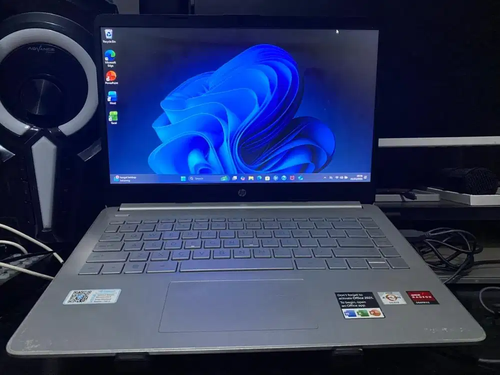 Laptop HP 14s  SSD 500Gb Ram 8GB Athlon Silver Laptop Kerja & Kuliah