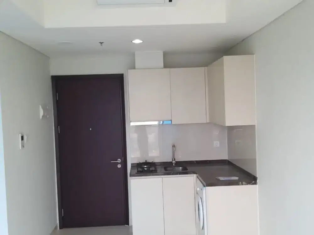 Modern Family Living - 2BR uk.49m2 Semi Furnihs Puri Mansion