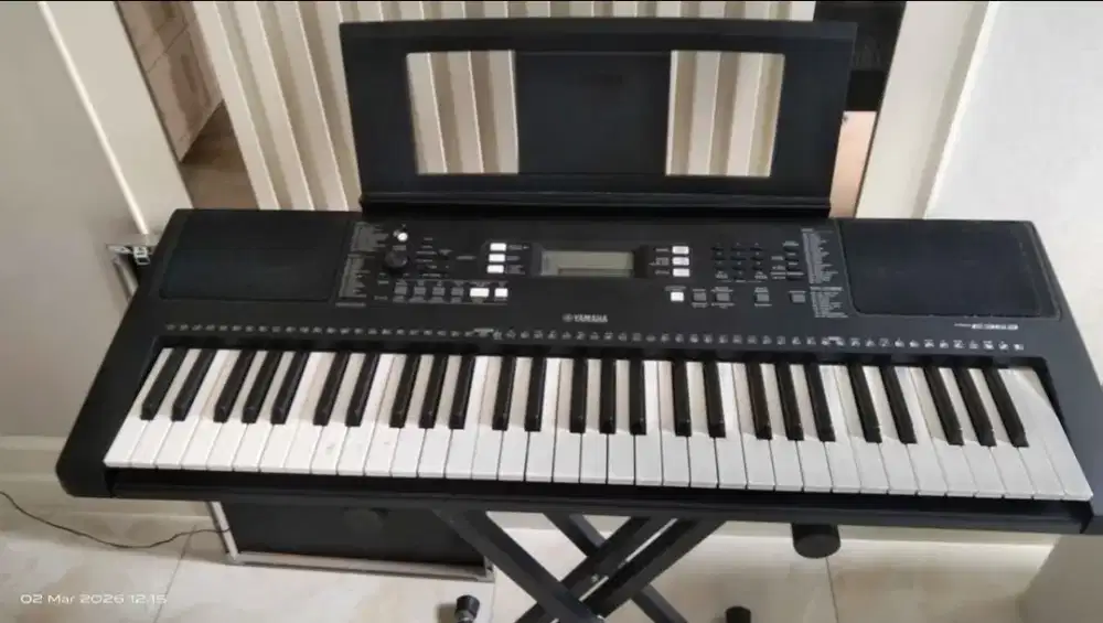 Keyboard YAMAHA PSR E363.just like new.USB PORT