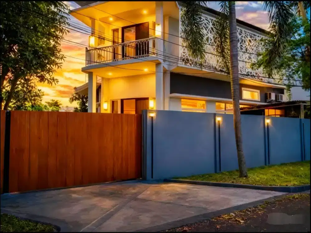 RUMAH MEWAH EXCLUSIVE DI CEMPAKA PUTIH  JAKARTA PUSAT