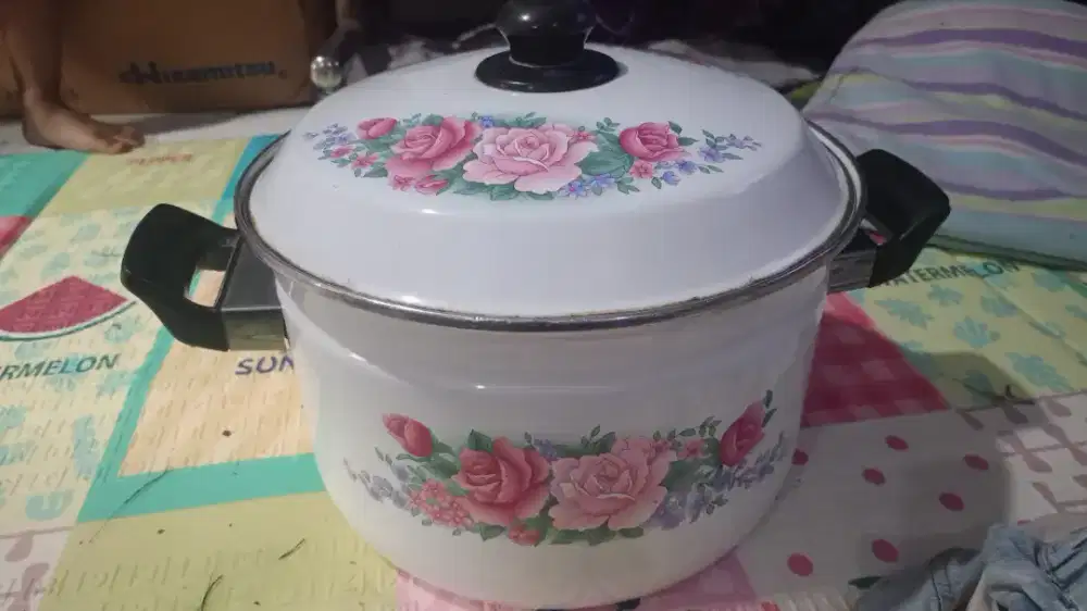 Panci Enamel 38 L diameter 50 cm