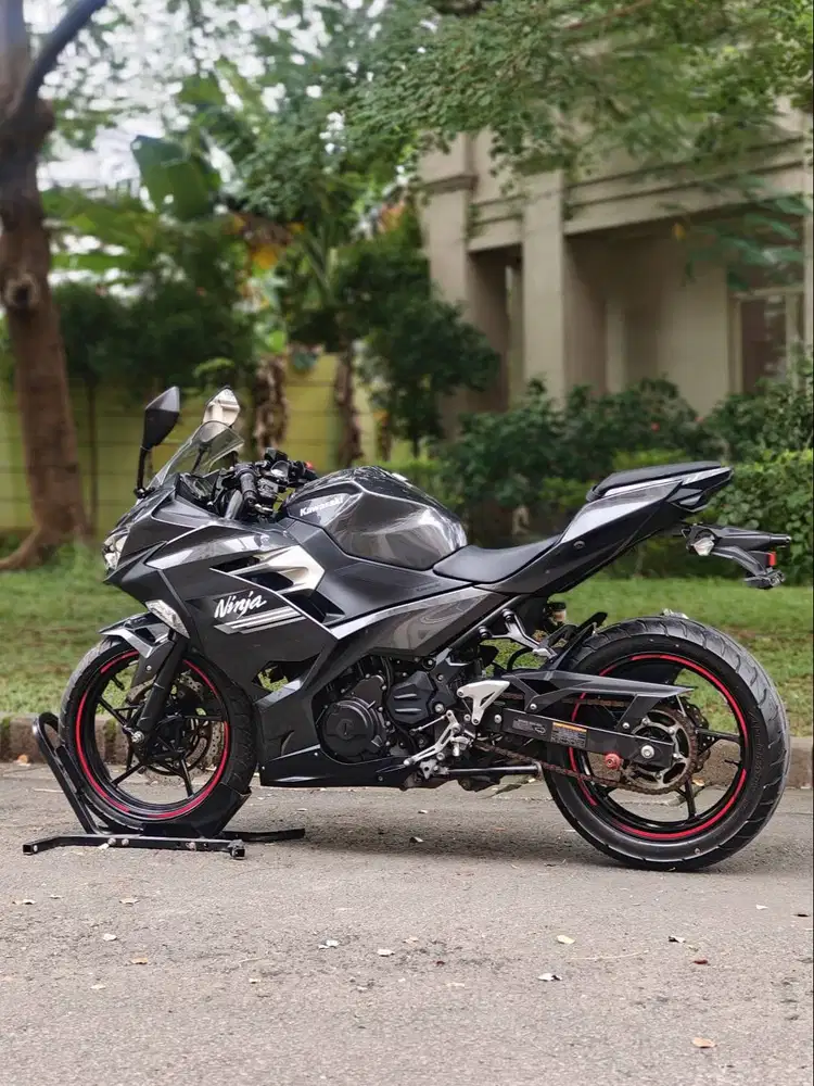 KAWASAKI NEW NINJA 250 FI 2021 GREY KM RENDAH PAJAK HIDUP FULL MULUS