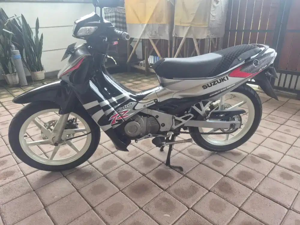 Di jual satria 2002 (lumba)
