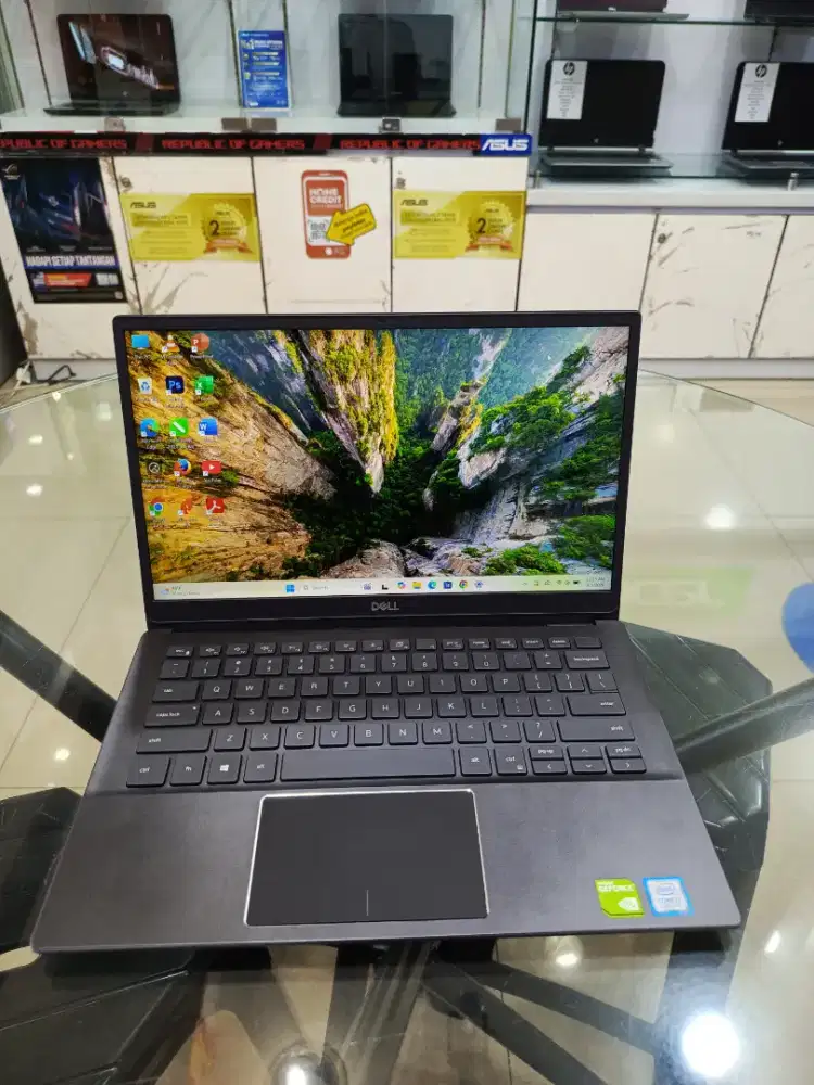 I7 gen 8 dell Vostro ram 8 ssd 512 nvdia GeForce.