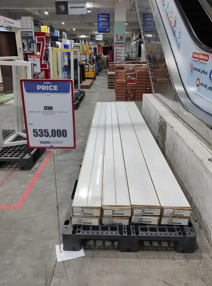 Plafon PVC Zehn High Quality - Glossy Natural Silver