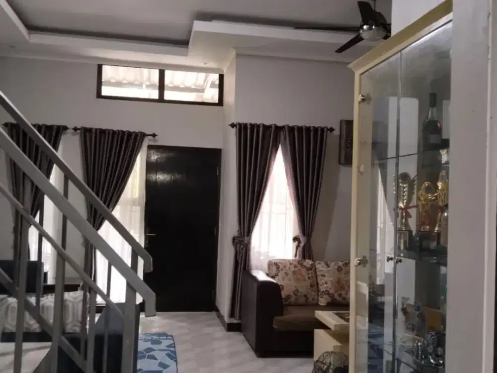 Jual Cepat Rumah 1,5 Lantai Full Renovasi Segara City Bekasi – SHM