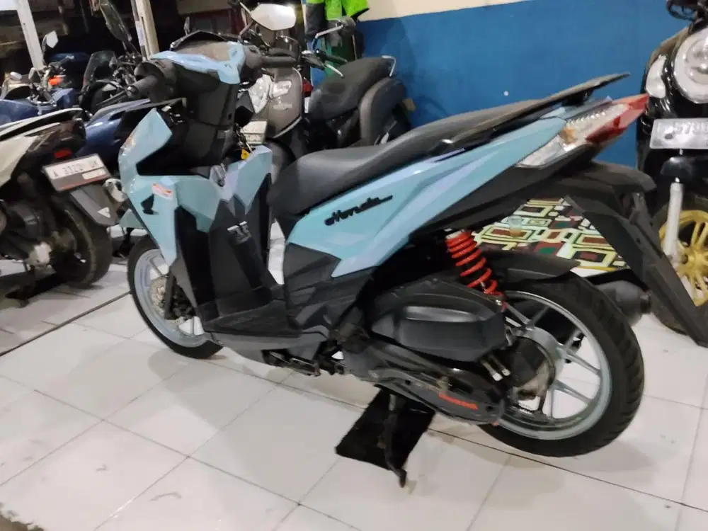 # DIJUAL CEPAT HONDA VARIO LED OLD 150CC 2017 GRES
