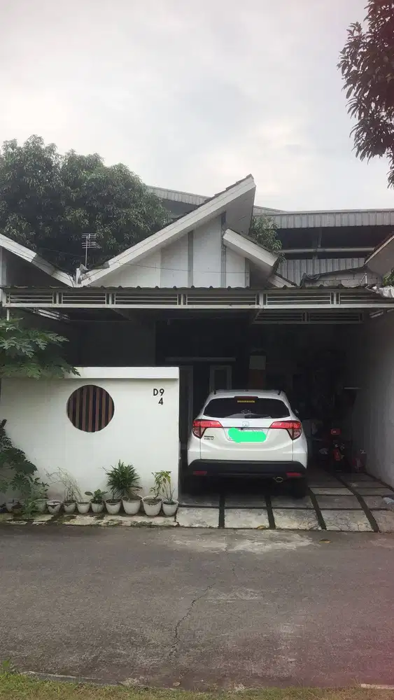 Disewakan Rumah Semi Furnished (Cluster Security 24 Jam)